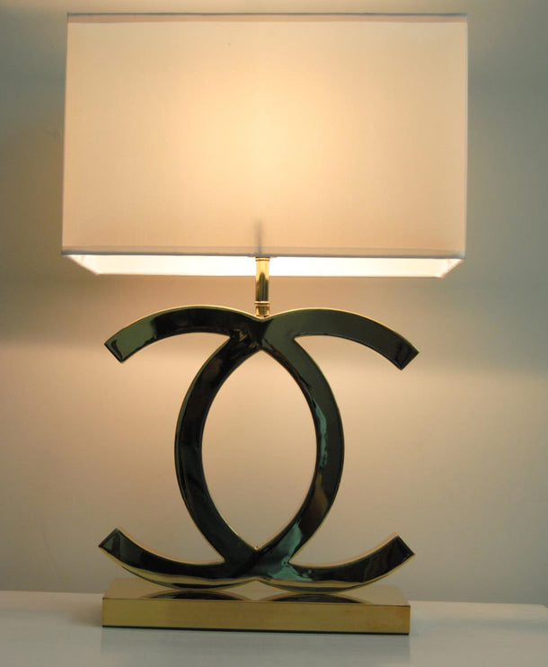 Lampe de table en acier inoxydable