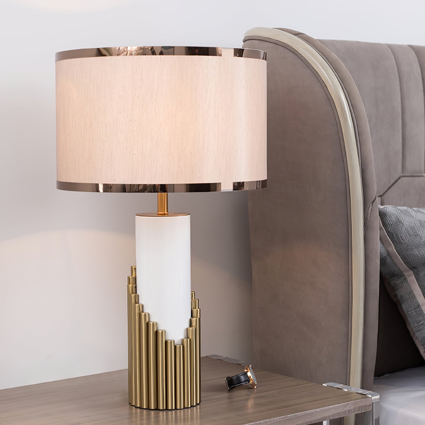 Streamline Table Lamp