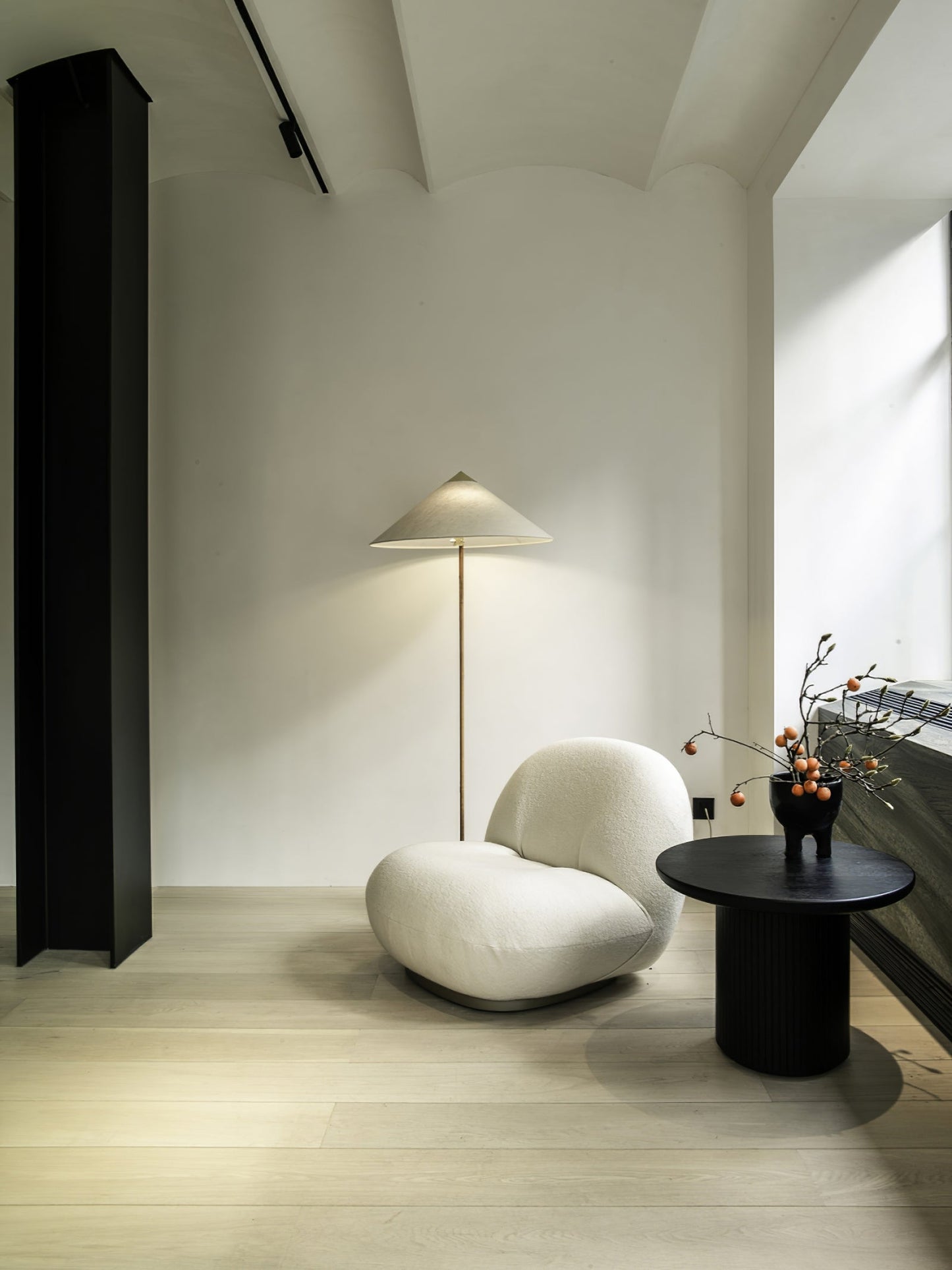 Chinese Hat Floor Lamp